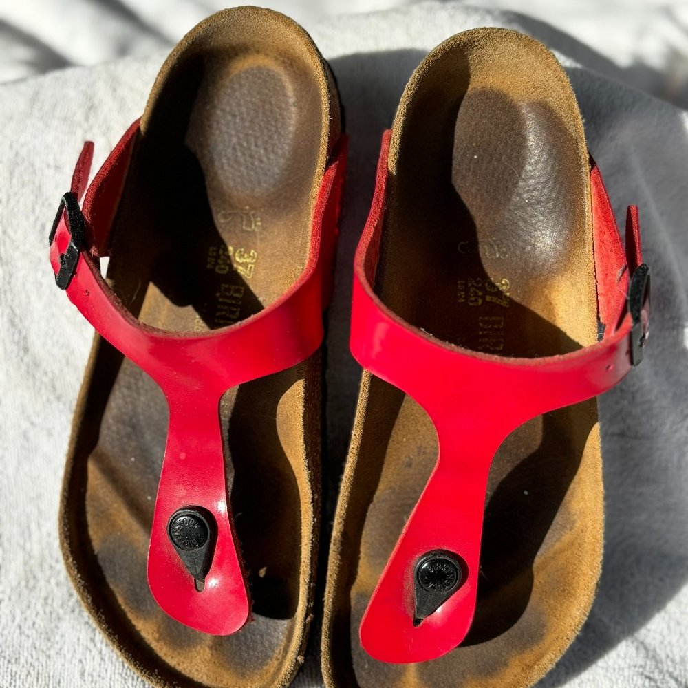 Birkenstock Gizeh Red Patent Leather Size 37